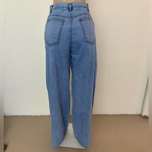 Vintage Bill Blass Baggy High-Waisted Wide Leg Jeans